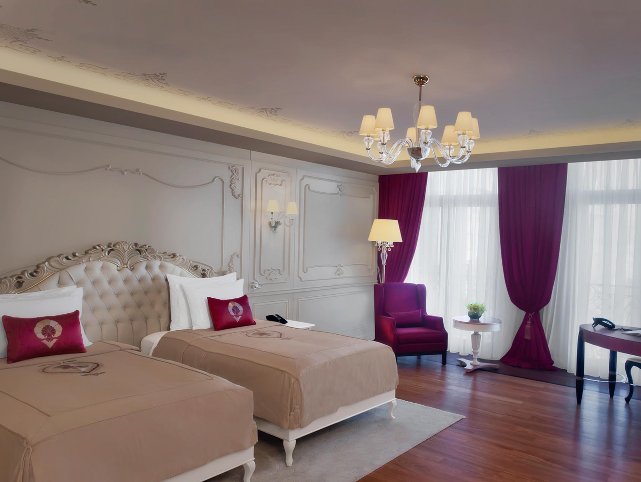 Park bosphorus hotel. CVK Park Bosphorus 5*. CVK Park Prestige Suites. Park Bosphorus Hotel Istanbul. СМЛ Park Bosphorus 5*.